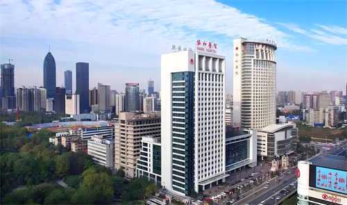 奶胀用什么方法缓解分享，哺乳期胀奶特别厉害怎么办