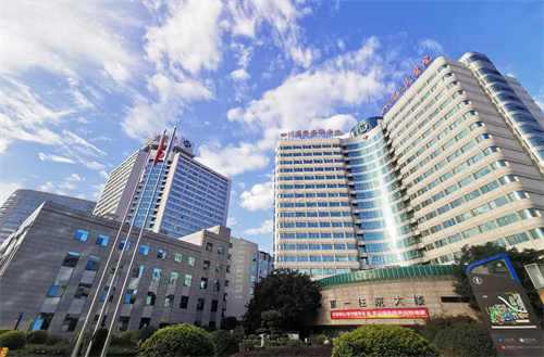 试管婴儿亲生的吗,试管婴儿到底是不是自己亲生的吗