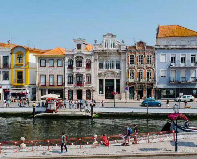 移民加拿大政策{加拿大