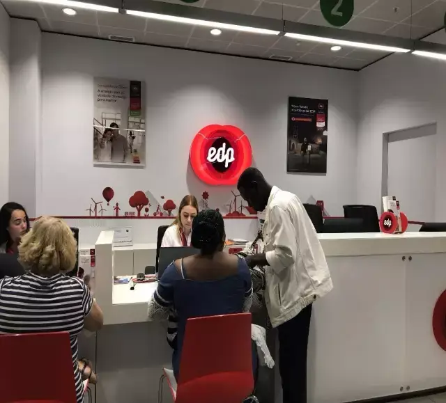 加拿大 省 移民（加拿大的留学生移民政策优惠多）