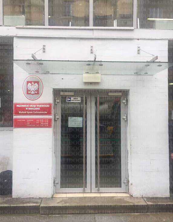 美国亲属移民b表{瓦努阿图护照去美国容易吗？需要什么条件呢？}