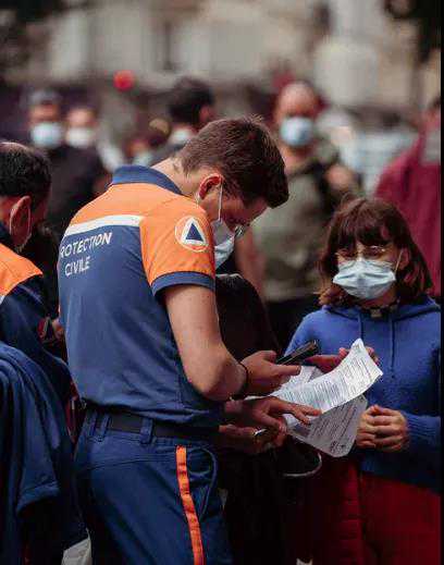 加拿大 新移民 医疗卡 收费【加拿大特鲁多承诺将推出更多新福利!】