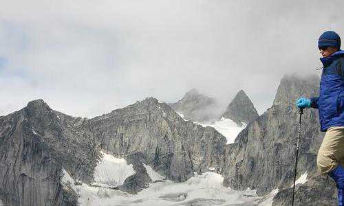 美国f4移民排期到去美国干啥呢（美国打工一个月多少钱？真实工资大起底，看