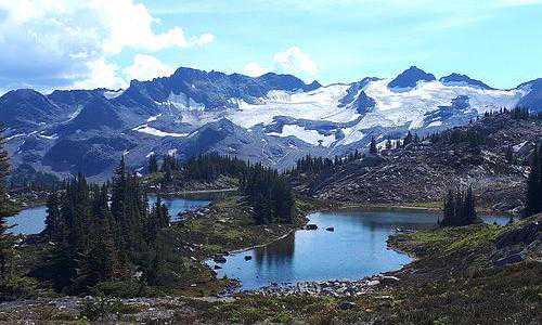 邮寄护照给加拿大移民局办理枫叶卡{康联揭秘：加拿大自建国以来的移民发展