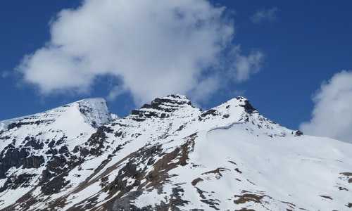 移民 钱 转 美国【一周热闻|欧盟多国战疫现转机,美国新增4840亿疫情补贴】