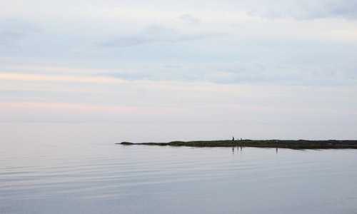 美国移民 见移民官{美国百万合法移民苦等绿卡，哪些移民方式排期最长？}