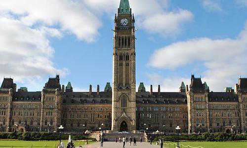 移民香港后要缴税吗【香港投资移民满七年后不给永居？到底可以拿什么身份？