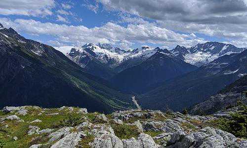 非内地居民移民香港吗【办理香港移民申请需要满足哪些条件】